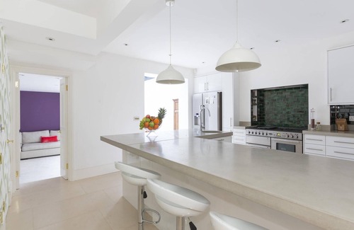 Abingdon Apartamento | Warwick Gardens II by onefinestay