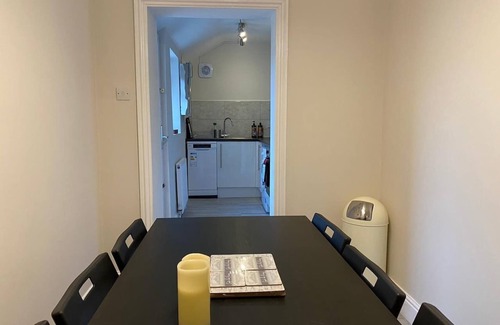 Washington Casa | Washington's Hidden Gem Amethyst 3 Bedroom House s
