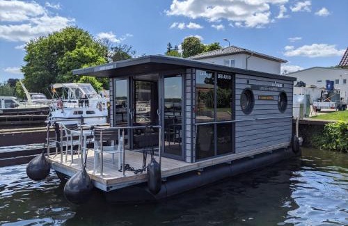 Werder Apartamento | Wasserapartment Cityport - Schwimmende Ferienwohnung