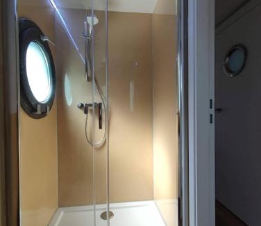Werder Apartamento | Wasserapartment Cityport - Schwimmende Ferienwohnung
