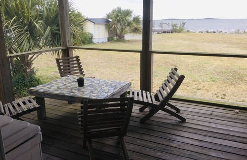Cedar Island Casa | Watch the sun rise from this waterfront home.