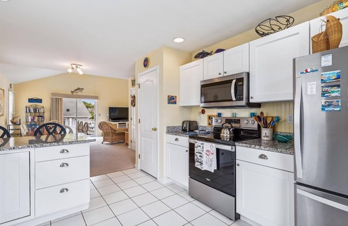 South Bethany Casa | Water Front Bethany Beach Retreat: 2 Master Suites, Open Deck, On Canal!