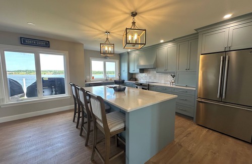 Clinton Casa | Water Front Cottage On The Sou'West River, Close To Amazing Beaches and Golfing