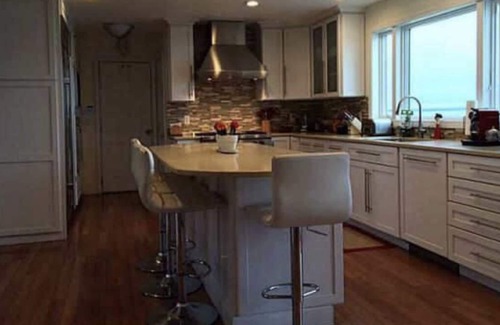 Warwick Casa | WATER FRONT HOUSE IN WARWICK RI