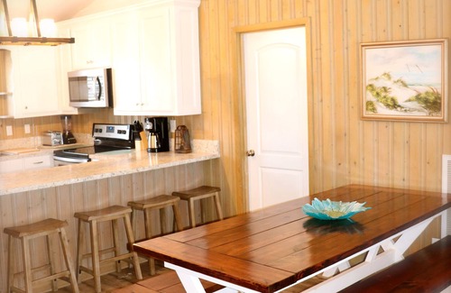 North Myrtle Beach Casa | FRENTE AL AGUA, PISCINA PRIVADA, MASCOTAS, WIFI, PARAÍSO EXTERIOR!