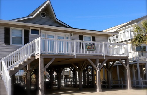 North Myrtle Beach Casa | FRENTE AL AGUA, PISCINA PRIVADA, MASCOTAS, WIFI, PARAÍSO EXTERIOR!