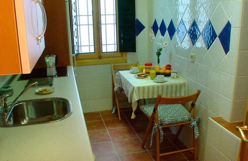 Ucles Cabaña | Puerta del Agua - La Mora Encantada