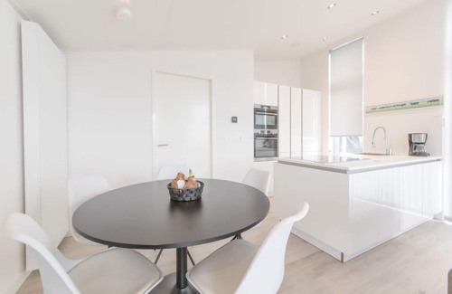 Wemeldinge Casa | Water Resort Oosterschelde - huisnr. 47A by Interhome
