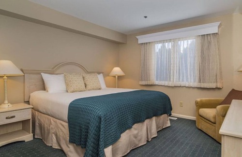 Westbrook Center Complejo | Water's Edge Resort y spa con piscina cubierta y al aire libre y playa. Condo Sleeps 6