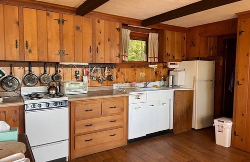 Center Harbor Cabaña | Water's Edge Two Bedroom Cottage