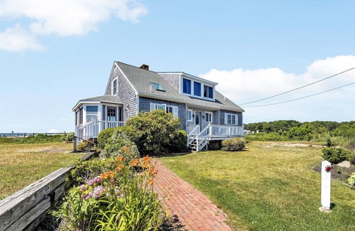 West Yarmouth Casa | Water View Home With Direct Beach Access (2356)