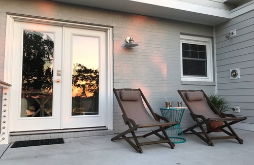 Wrightsville Beach Casa | Water View - Walk to Beach - WFH - Clean & Beautiful - 4 Night Min - Wonderful!