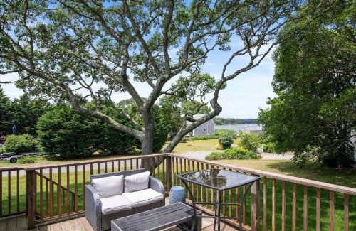 West Dennis Casa | Water Views Access to Grand Cove