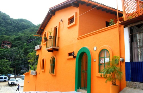 Boca de Tomatlan Apartamento | WATER VIEWS! Luxury Boho In-Village Apt. #2