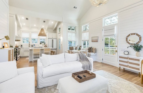Watercolor Casa | WaterColor, Beach View, Pool, Close to Seaside and Beach Club