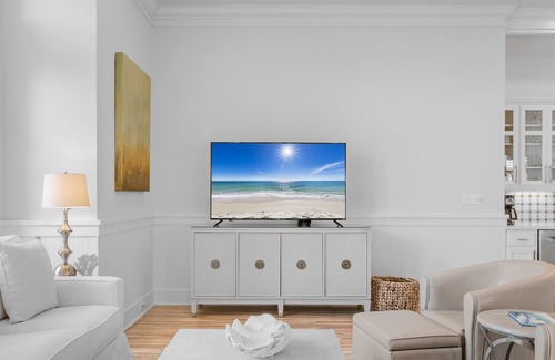 Cottage District Casa | Watercolor Dreamin | Private Heated Pool | Golf Cart & Bikes | Walk to Seaside