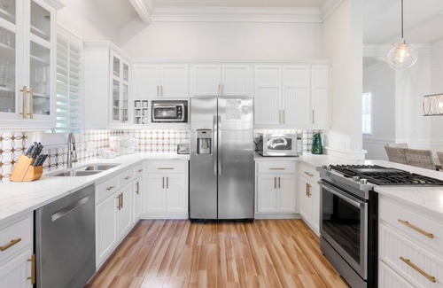 Cottage District Casa | WaterColor: Private Heated Pool, 6-Seater Golf Cart, Park District Perfection