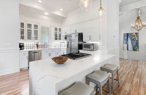 Cottage District Casa | WaterColor: Private Heated Pool, 6-Seater Golf Cart, Park District Perfection