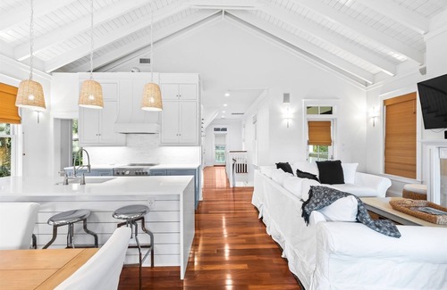 Cottage District Casa | WaterColor! Private Pool, Spa, LSV, & Bikes! Easy Walk to Seaside!