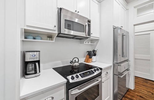 Cottage District Casa | WaterColor! Steps to Seaside, WC Tennis! LSV & 2 Bikes Included! Secluded but
