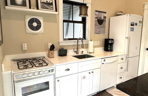 Watercolor Casa | WaterColor "Yum" |1 BR | Sleeps 4| Camp District |2 Bikes
