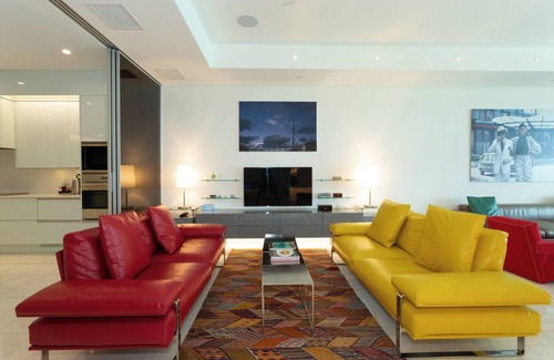 George Town Condominio | WaterColours, Cayman Islands. Luxury, beachfront vacation home, Seven Mile Beach
