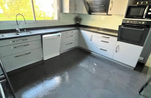 Vieux-Rouen-sur-Bresle Villa | Villa with large enclosed wooded park, barbecue, ideal for families