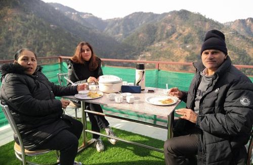Shimla Apartamento | Waterfall homestay mashobra