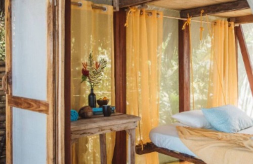 Tierra Oscura Cabina | Waterfront Dolphin Pod - Bocas' best snorkeling!