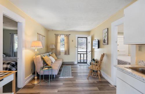 Holderness Casa | Waterfront 2 bedroom at squam (Suite 11)