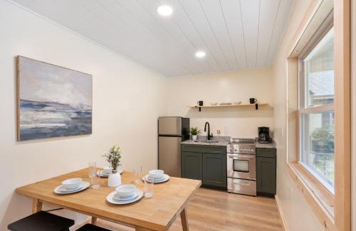 Holderness Casa | Waterfront 3 bed plus 3 bath on Squam (Suite 1)