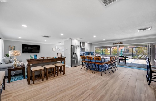 Bal Harbour Casa | Waterfront 3B/2BA private pool & private dock, free kayaks,