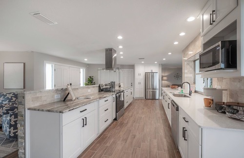 Bal Harbour Casa | Waterfront 3BR/2BR Coastal Retreat w/Pool