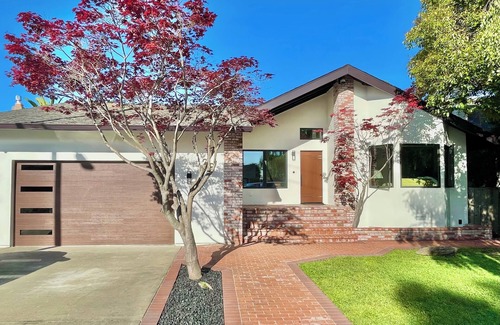 Novato Casa | Waterfront 4 bd 3ba Home. Close to SF, wine country & race track. Pet Friendly!