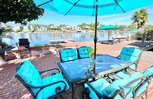 Novato Casa | Waterfront 4 bd 3ba Home. Close to SF, wine country & race track. Pet Friendly!