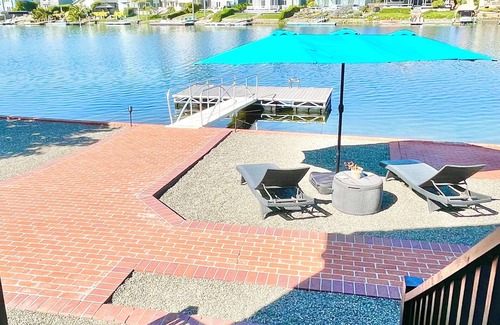 Novato Casa | Waterfront 4 bd 3ba Home. Close to SF, wine country & race track. Pet Friendly!
