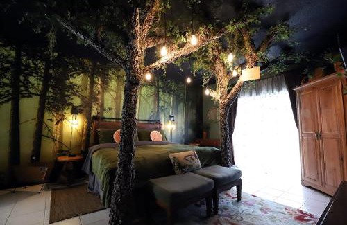 Lake Berkley Casa | Waterfront 6-Bedroom Wizarding Villa in Lake Berkley Near Universal Studio's Harry Potter