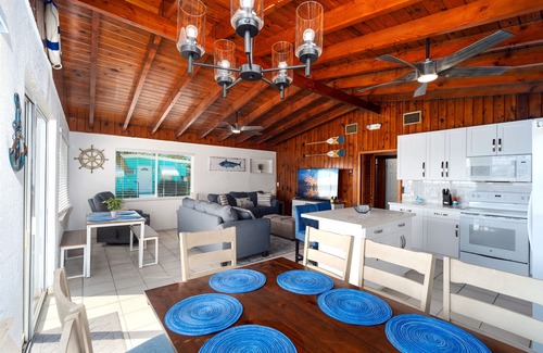 Little Torch Key Casa | Waterfront Anchor House with Boat Basin & Ramp!