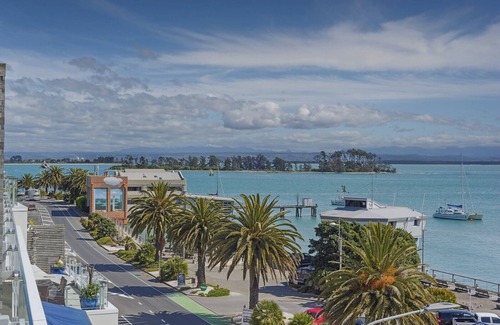 Stepneyville Apartamento | Waterfront Apartment sobre el Waterfront de Nelson