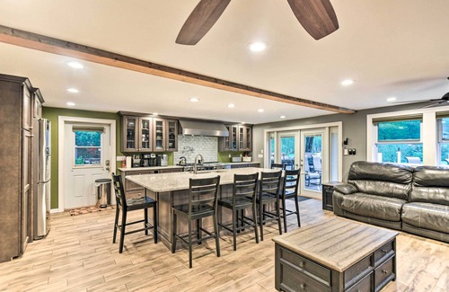 Ashland Casa | Waterfront Ashland Home ~ 2 Mi to Downtown!