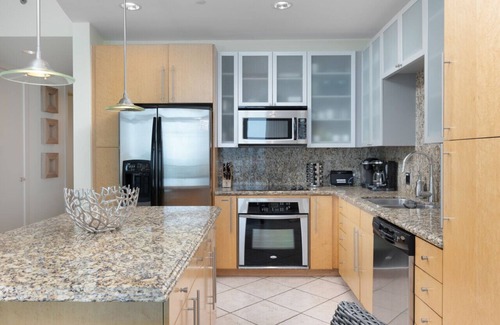South Padre Island Apartamento | Waterfront Breeze and SpaceX views from Sapphire 1602