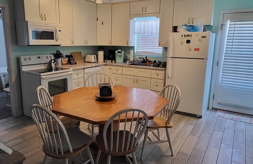 Holden Beach Cabaña | Waterfront Beach Cottage en la hermosa playa de Holden