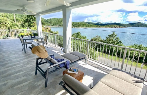 Estate Zootenvaal Cabaña | Waterfront Beach Cottage in Protected National Park Waters - Estate Zootenvaal