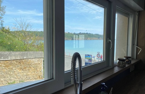 Cotes d'Armor Casa | Waterfront beach house