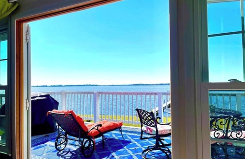 Elizabeth City Apartamento | Waterfront Beauty! Incredible Sunsets, Exotic Birds and Gorgeous Water Views!