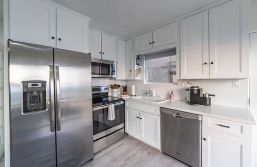 Hermosa Beach Apartamento | Hermosa Oasis: Retiro frente al mar frente al mar: "Mejor en su clase Playa Hermosa 2018-2019