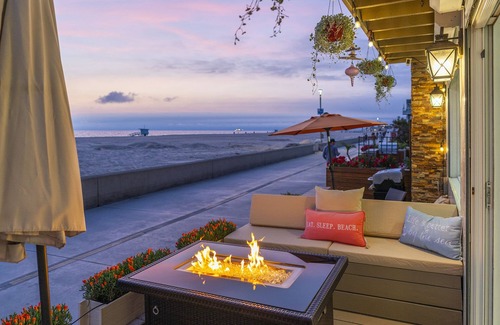 Hermosa Beach Apartamento | Hermosa Oasis: Retiro frente al mar frente al mar: "Mejor en su clase Playa Hermosa 2018-2019