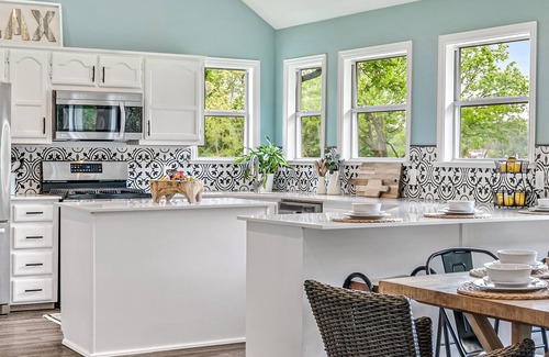 Wills Point Casa | Impresionante Bungalow frente al mar!