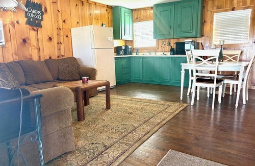 Elmaton Cabina | Waterfront Cabin with lighted fishing pier