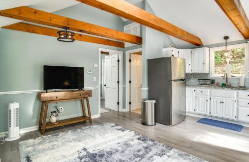 Mashpee Casa | Waterfront Cape Cod Cottage on Peters Pond